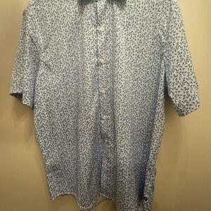 Chaps Blue Casual Button Down Shirt with Short Sleeves and Relaxed Fit